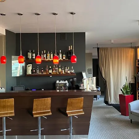 ホテル Comm Airport