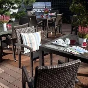 Comm Airport Poznaň